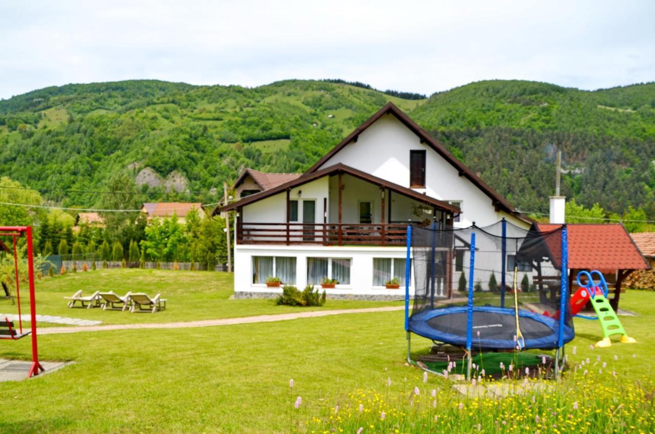 Pensiunea Casa Ady Bran  Exterior foto