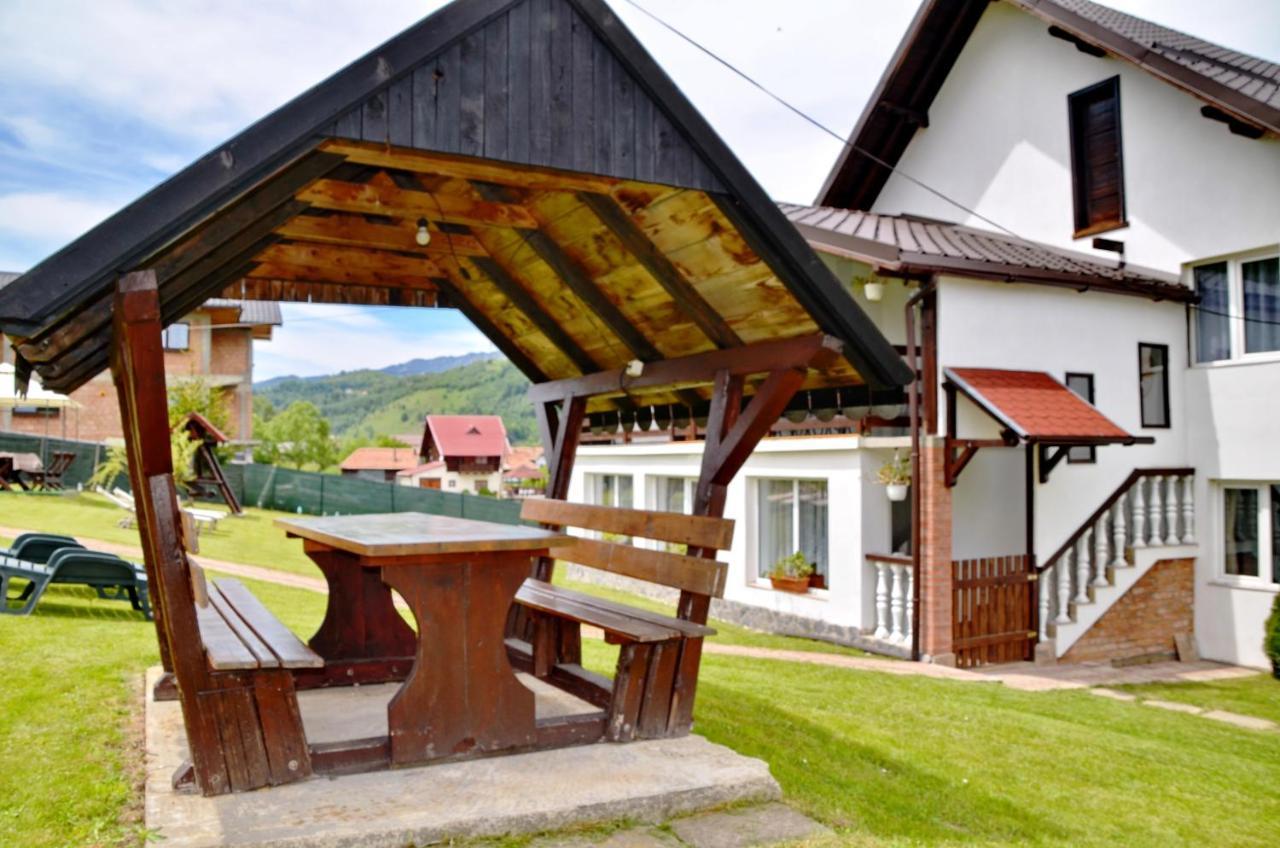 Pensiunea Casa Ady Bran  Exterior foto